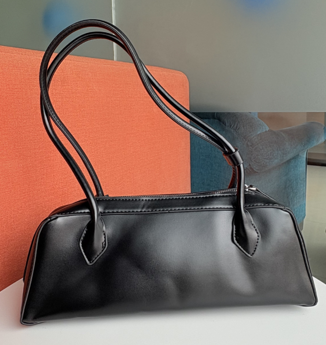 Korean Bowline Baguette Bag