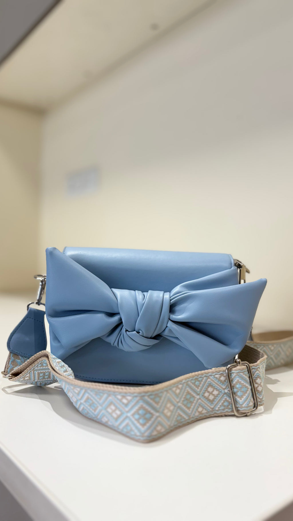 Wide Strap Halfbow Bag